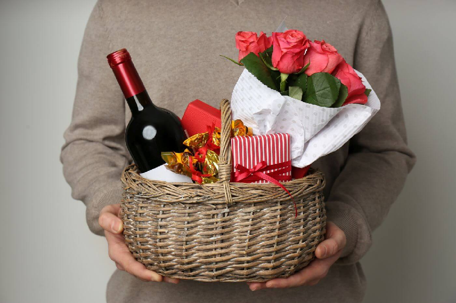 What To Look For In A Corporate Gift Basket Delivery Cache Mania