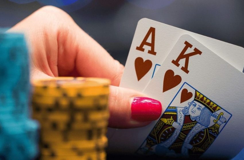  The Art of Bluffing in Hi-Low: Techniques to Outsmart Your Opponents