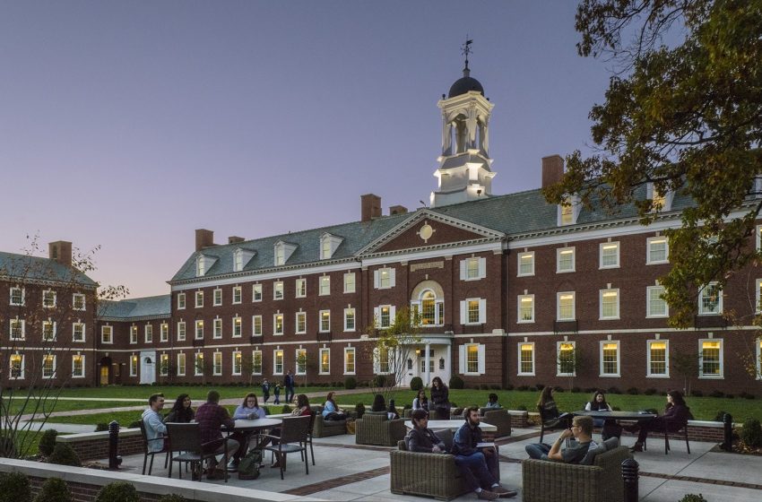  Differences Between Baptist Seminaries and Other Theological Schools