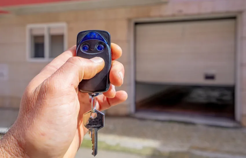  How to Know When It’s Time to Replace Your Garage Door Opener